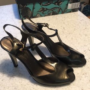 Anne Kline Pumps